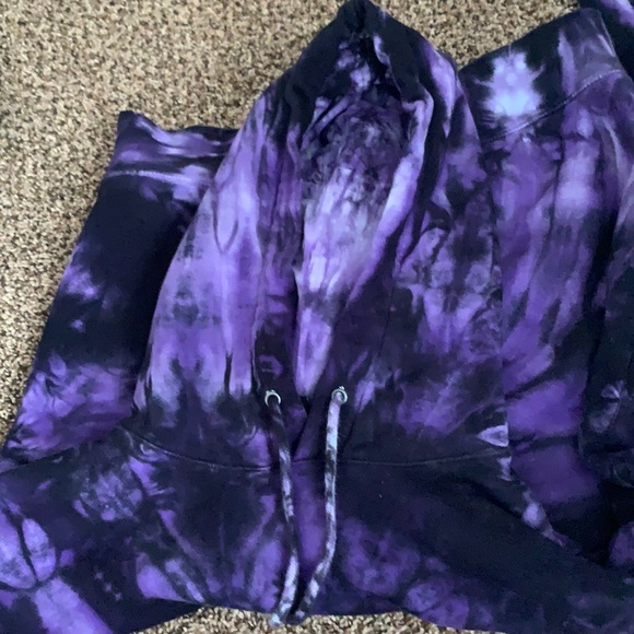 zumiez purple and black tie dye hoodie - Picture 1 of 4